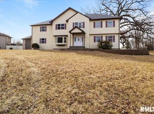 1 Country Towne Rd, Springfield, IL 62712