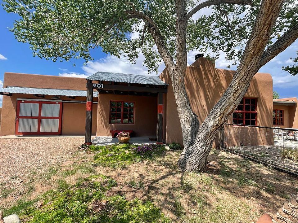 1st image of 901 Placita Chaco
