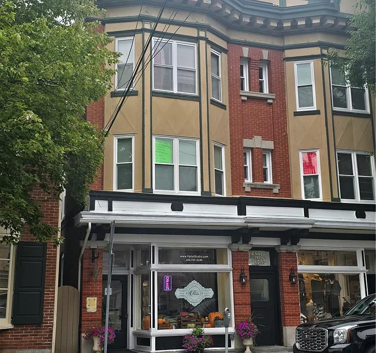 139 S Main St #2