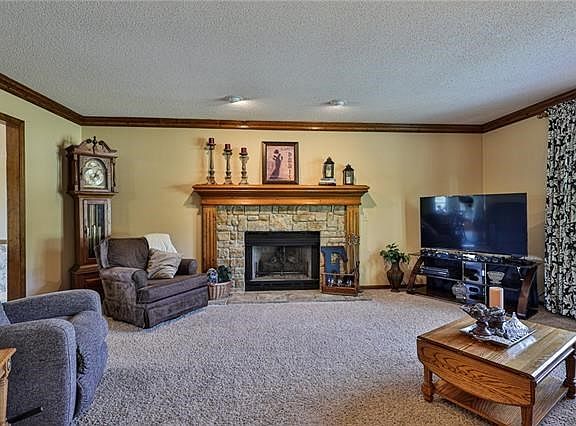 4th image of 18017 NE 81st Ln