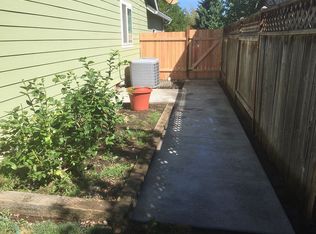 1034 Hammer Ln, Eugene, OR 97404