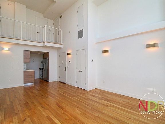 3rd image of 339 Greene Ave APT 10H