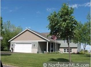 1704 York Dr, Saint Cloud, MN 56303