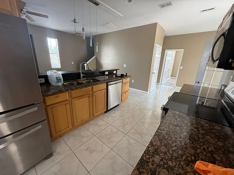 6156 Nantucket Ln — Photo 5