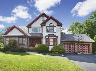 55 Oakland Rd, Old Bridge, NJ 08857