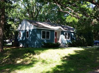 120 Birch St, Mahtomedi, MN 55115
