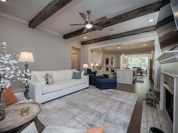 4th image of 6909 Springwater St