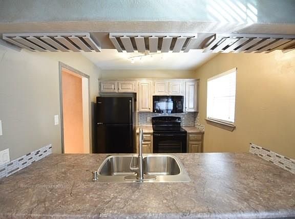 3rd image of 4049 Herschel Ave APT F