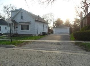 19 Guth St, Dundee, IL 60118