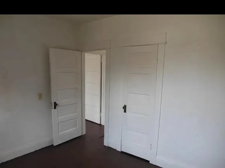 327 N Johnston Ave — Photo 20