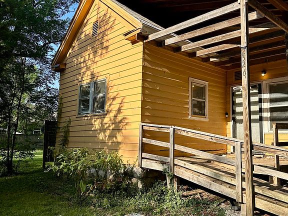 3rd image of 2326 N Jefferson Avenue
