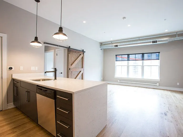 1720 Fairmount Ave — Photo 5