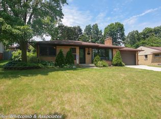 67 Oswego St NW, Grand Rapids, MI 49504