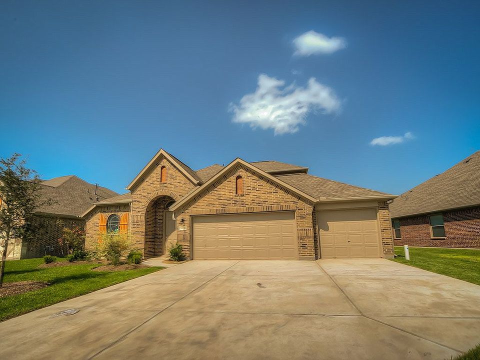 1st image of 26024 Kingshill Dr