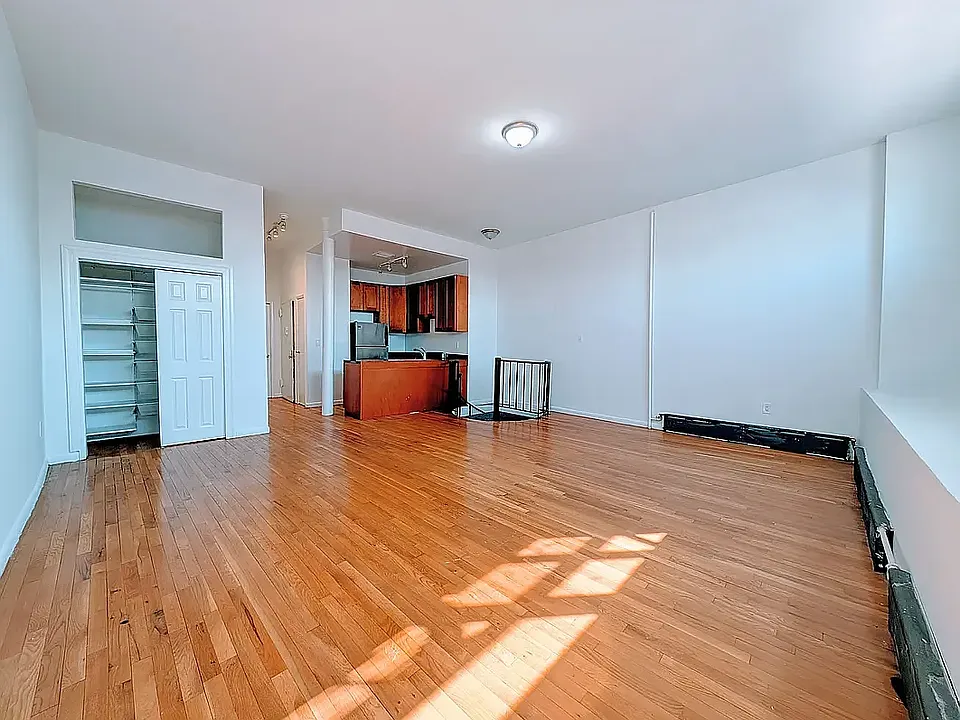 71 Columbia St #1L