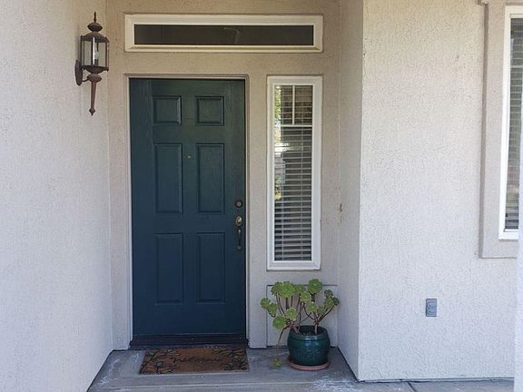 2nd image of 736 Spaulding Dr