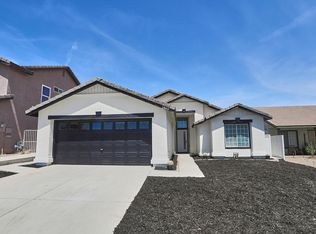 13440 W Nolina Dr, Hesperia, CA 92344