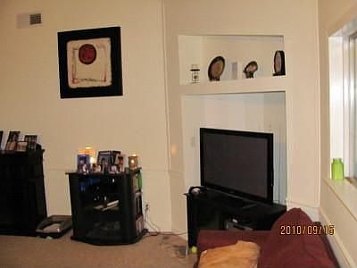 3rd image of 2958 Diane Dr
