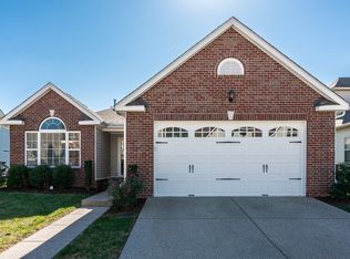 237 Jocelyn Dr, Cottontown, TN 37048