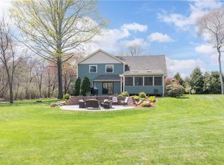 495 Waites Corner Rd, South Kingstown, RI 02892