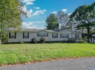 1540 Starnes Loop Rd, Grant, AL 35747