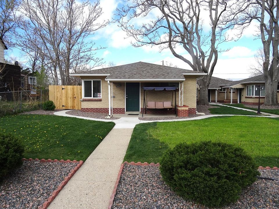 1st image of 3253 Olive St