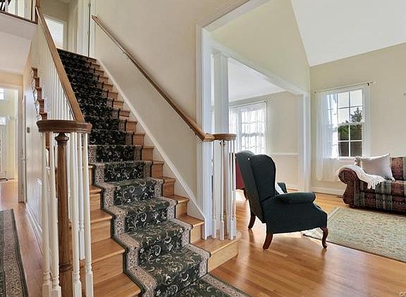 5th image of 1914 Hope Meadow Way