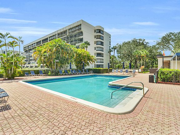 4th image of 6420 Boca Del Mar Drive #104