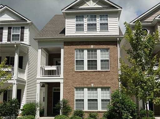 1st image of 4536 Willow Croft Dr