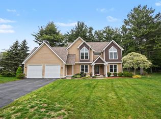 205 Woodlark Ct, Holland, MI 49424