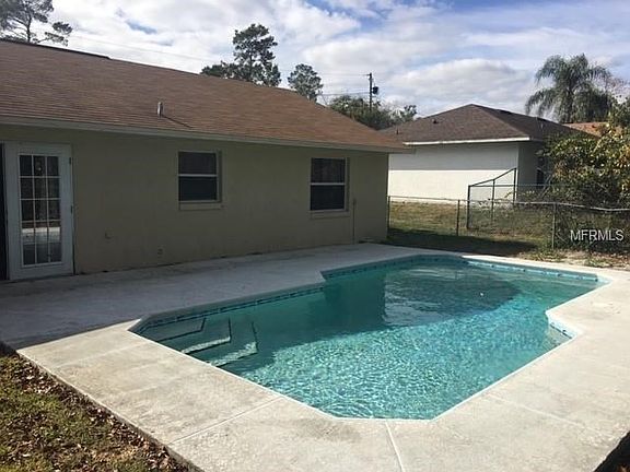 2nd image of 570 Geraldine Dr