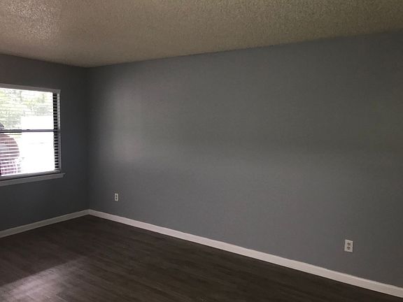 4th image of 1357 Kingsley Ave #12C