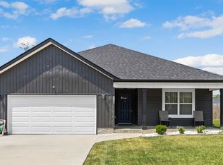 1163 Eagles Nest Ln, Clarksville, TN 37040