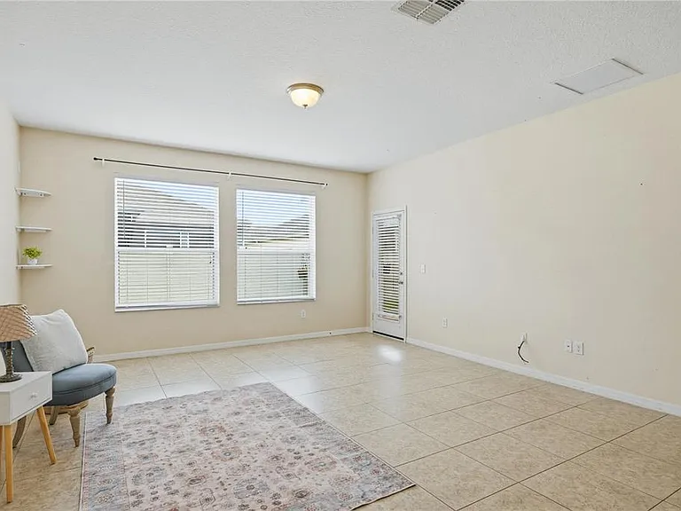 2211 Barracuda Ct — Photo 7