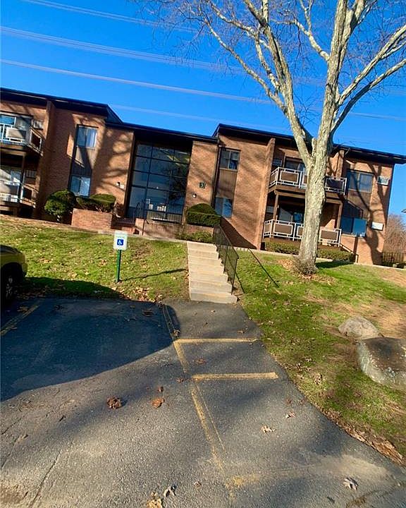 1st image of 3 Brevoort Dr APT 1A