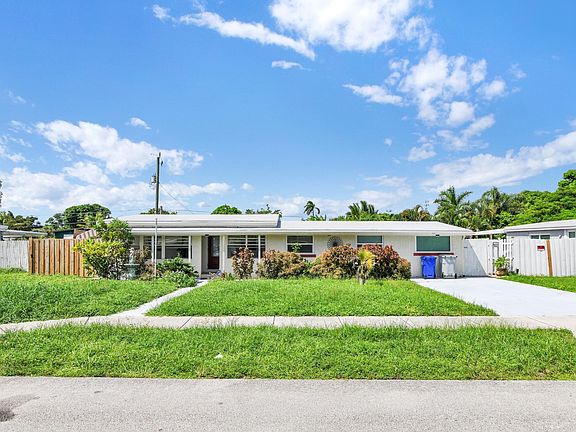 3rd image of 5221 NE 16th Avenue