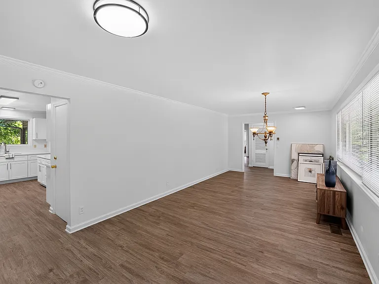 500 Emerald Pond Ln — Photo 15
