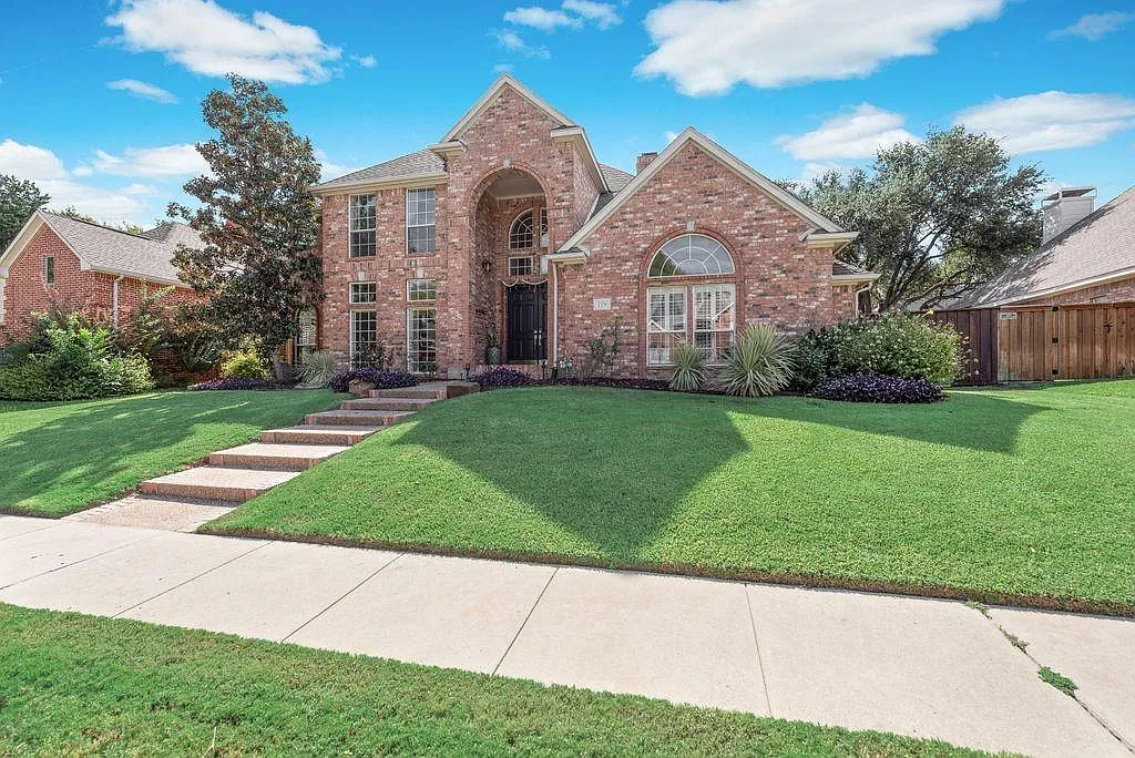 5 bed, 4.0 bath, 3557 sqft, $3,850 — Photo 1