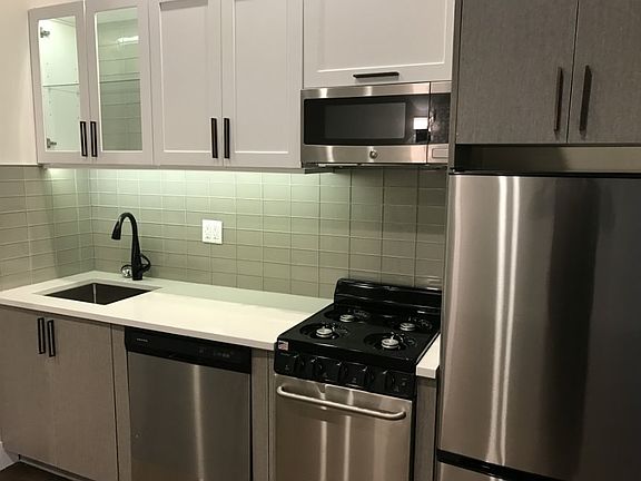 4th image of 597 Grand Ave APT 1B