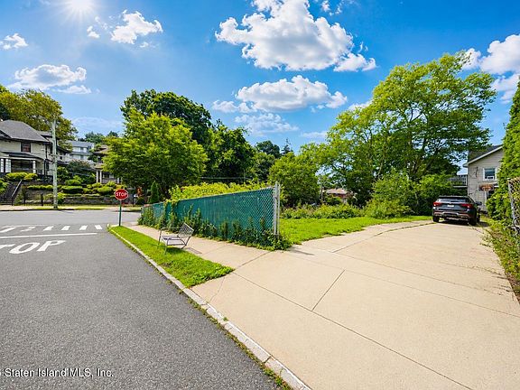 4th image of 168 Cebra Ave
