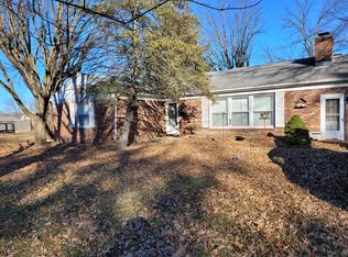 1010 Melrose Dr, Anderson, IN 46011