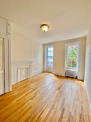 Rented by Waverly Realty Associates | media 14