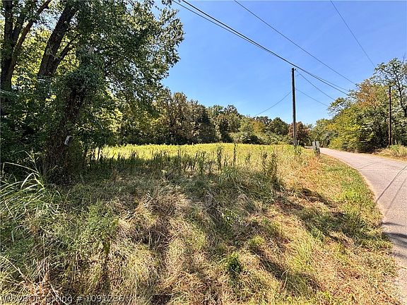 2nd image of 116 Fatum Ln