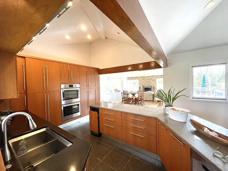 Peconic Hills Dr — Photo 10