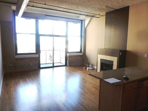 3rd image of 221 E Cullerton Ave #702