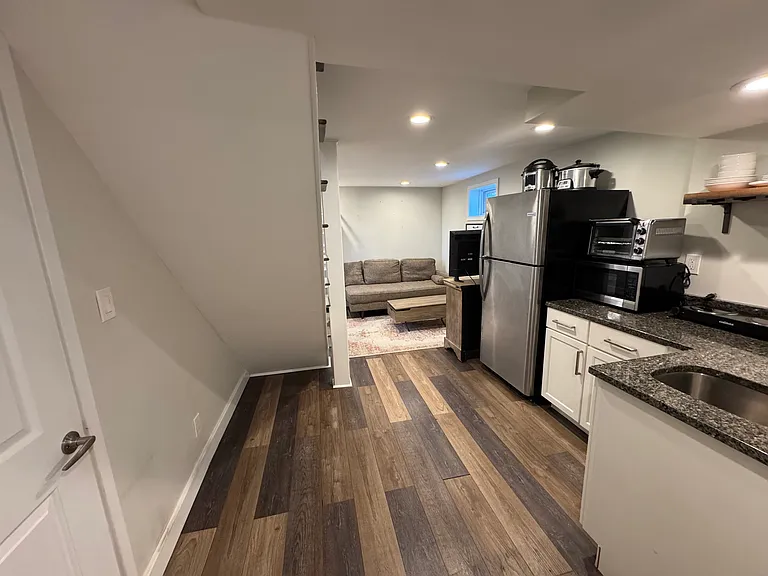 73R Rush St — Photo 26