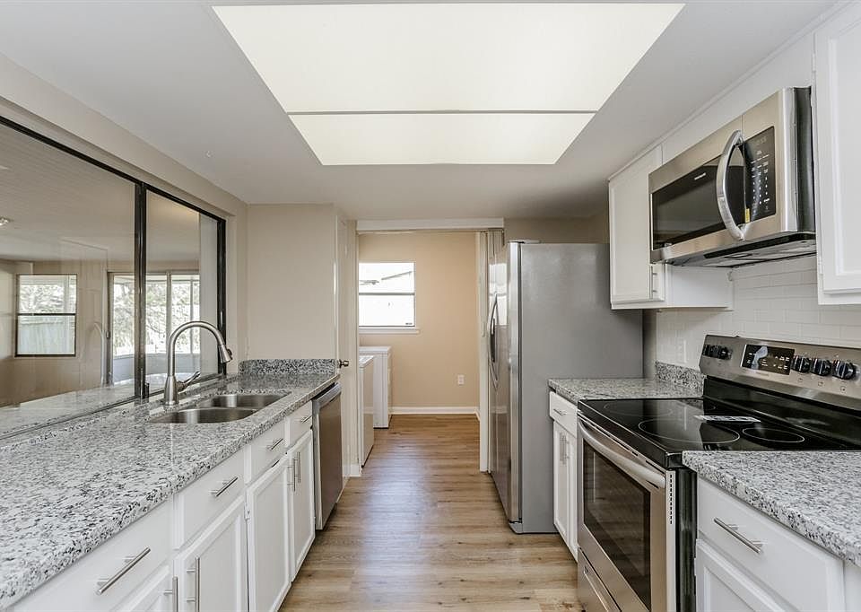 1st image of 15454 Empanada Dr