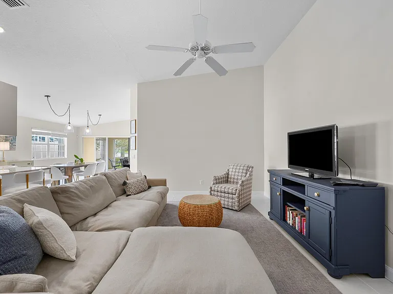 3136 Verdmont Ln — Photo 3