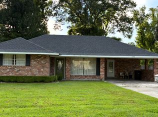 695 Maxine Dr, Baton Rouge, LA 70808