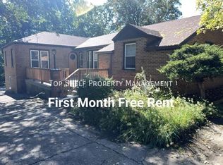 3816 Clinton Ave, Des Moines, IA 50310